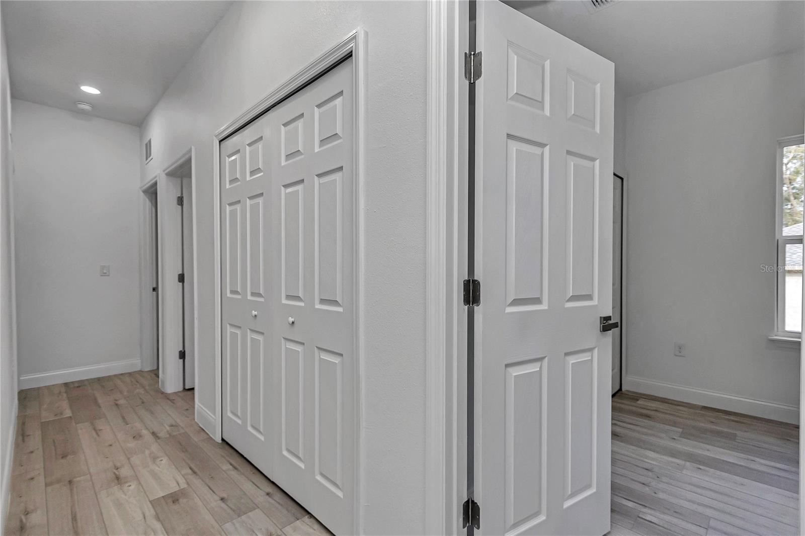 Image 30 of 45 For 8294 Downer Way