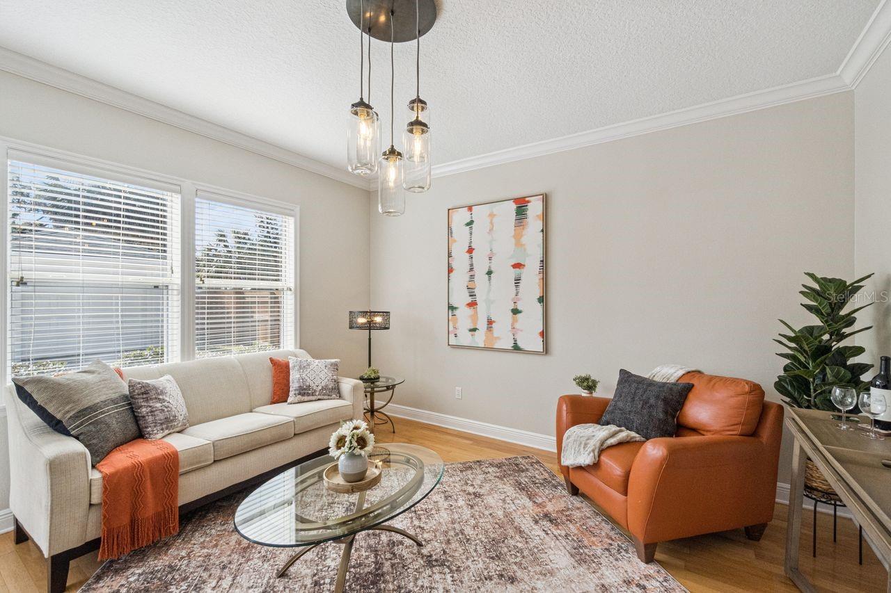 Image 11 of 36 For 1812 Illinois Street