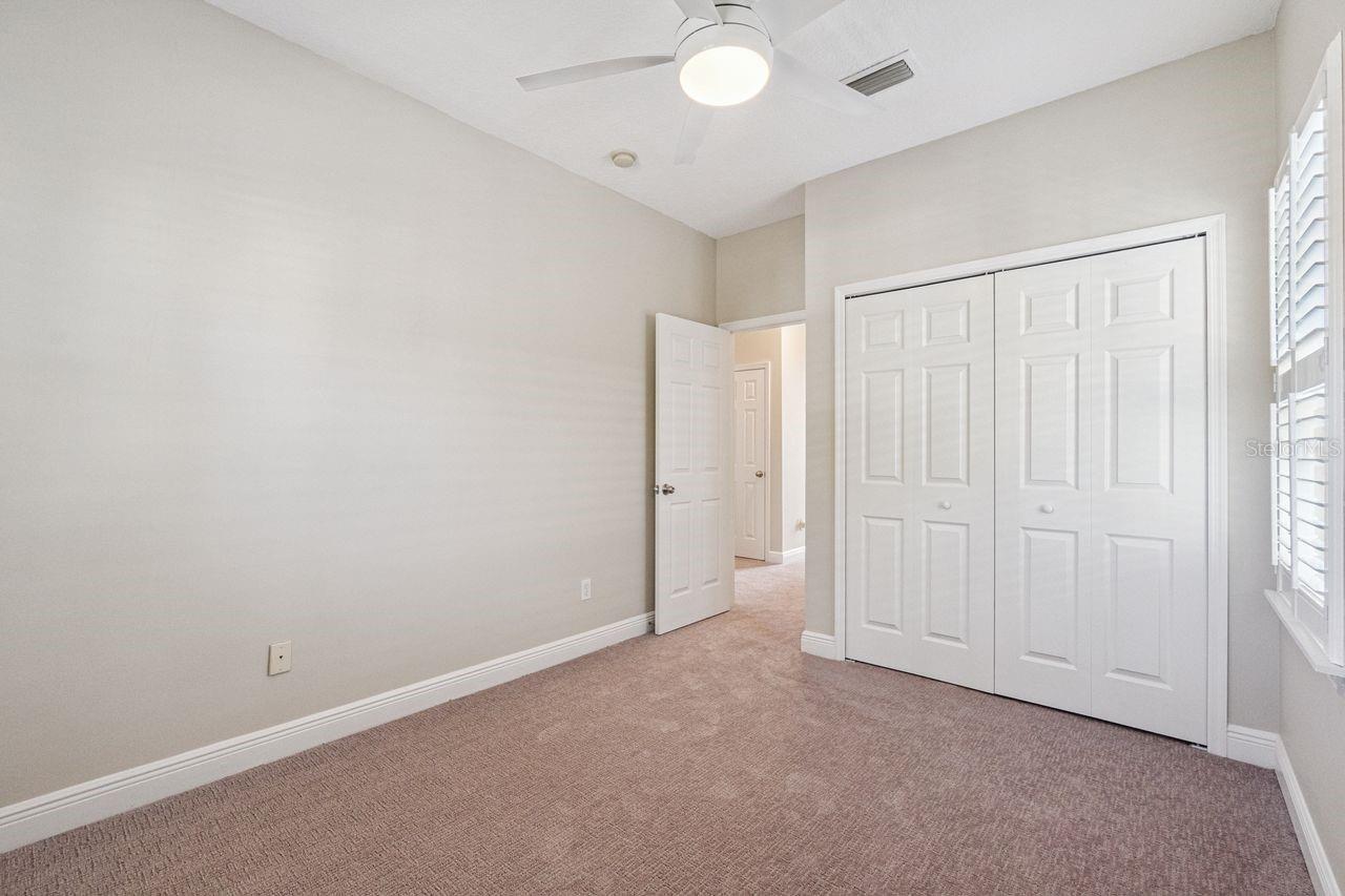 Image 23 of 36 For 1812 Illinois Street