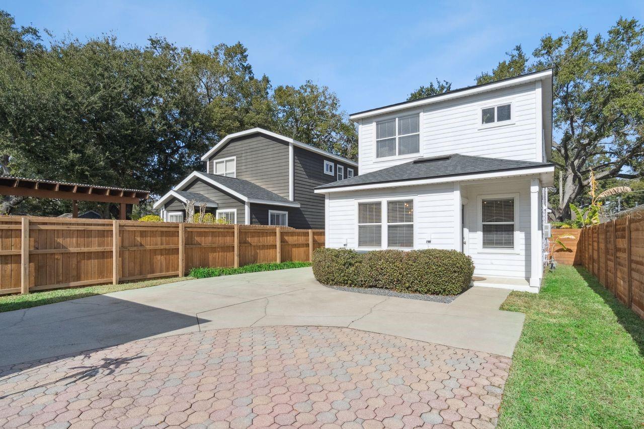 Image 30 of 36 For 1812 Illinois Street