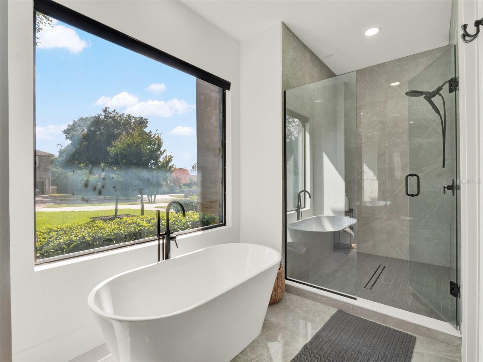 Image 24 of 67 For 9111 Mid Pines Court