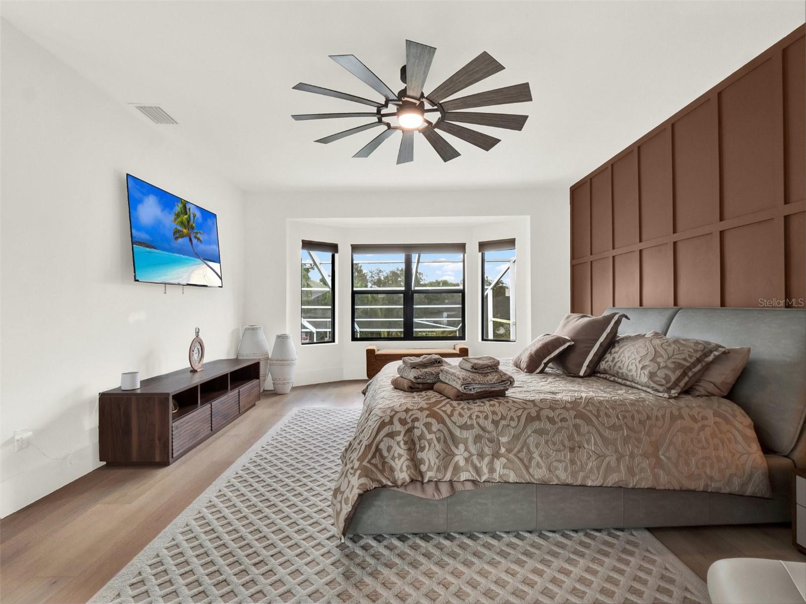 Image 27 of 67 For 9111 Mid Pines Court