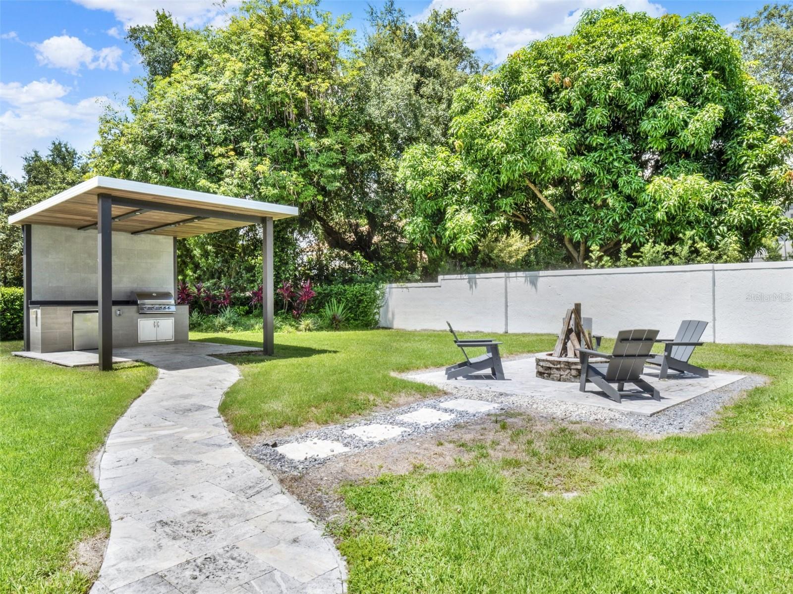 Image 49 of 67 For 9111 Mid Pines Court