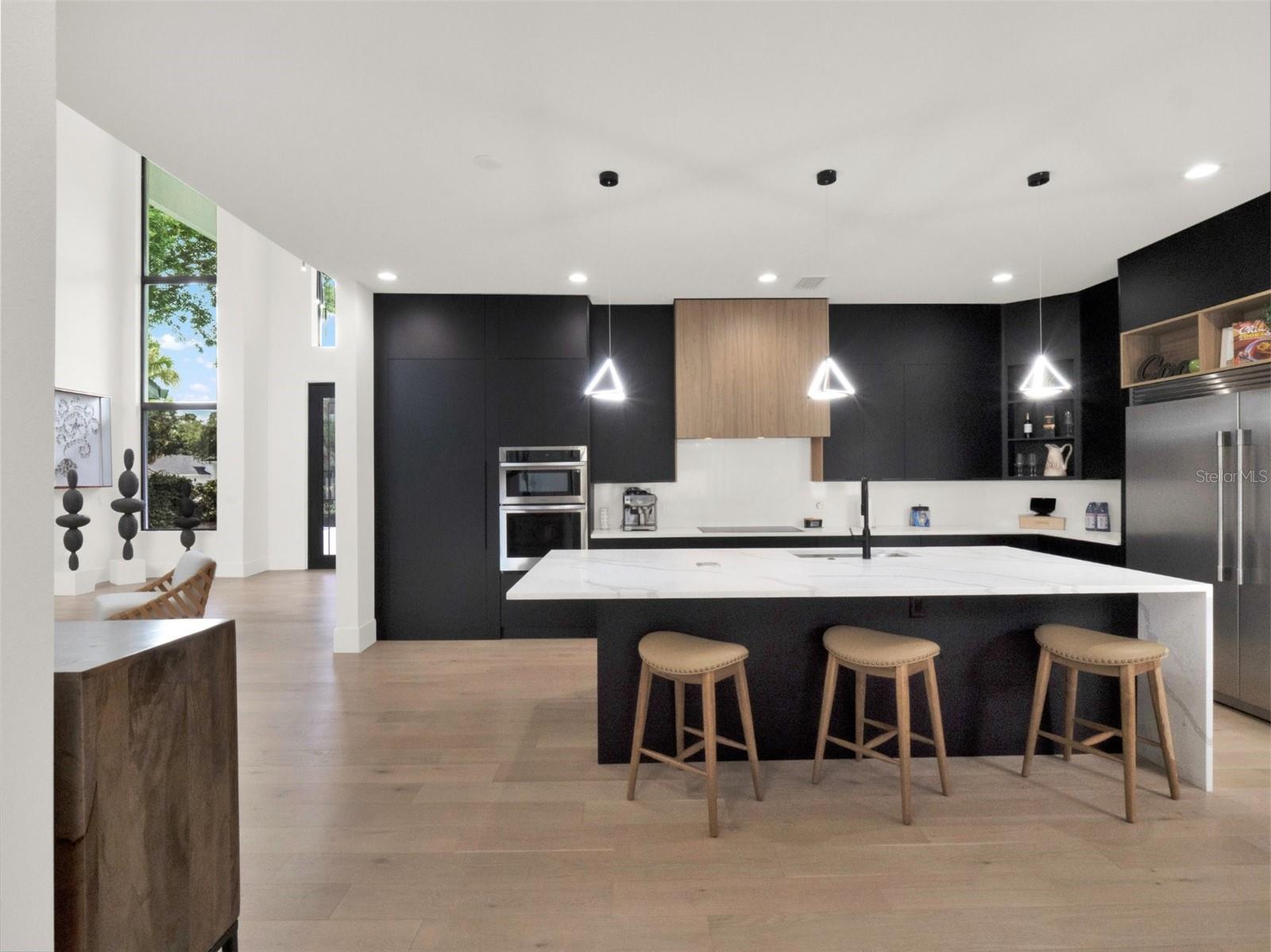 Image 8 of 67 For 9111 Mid Pines Court