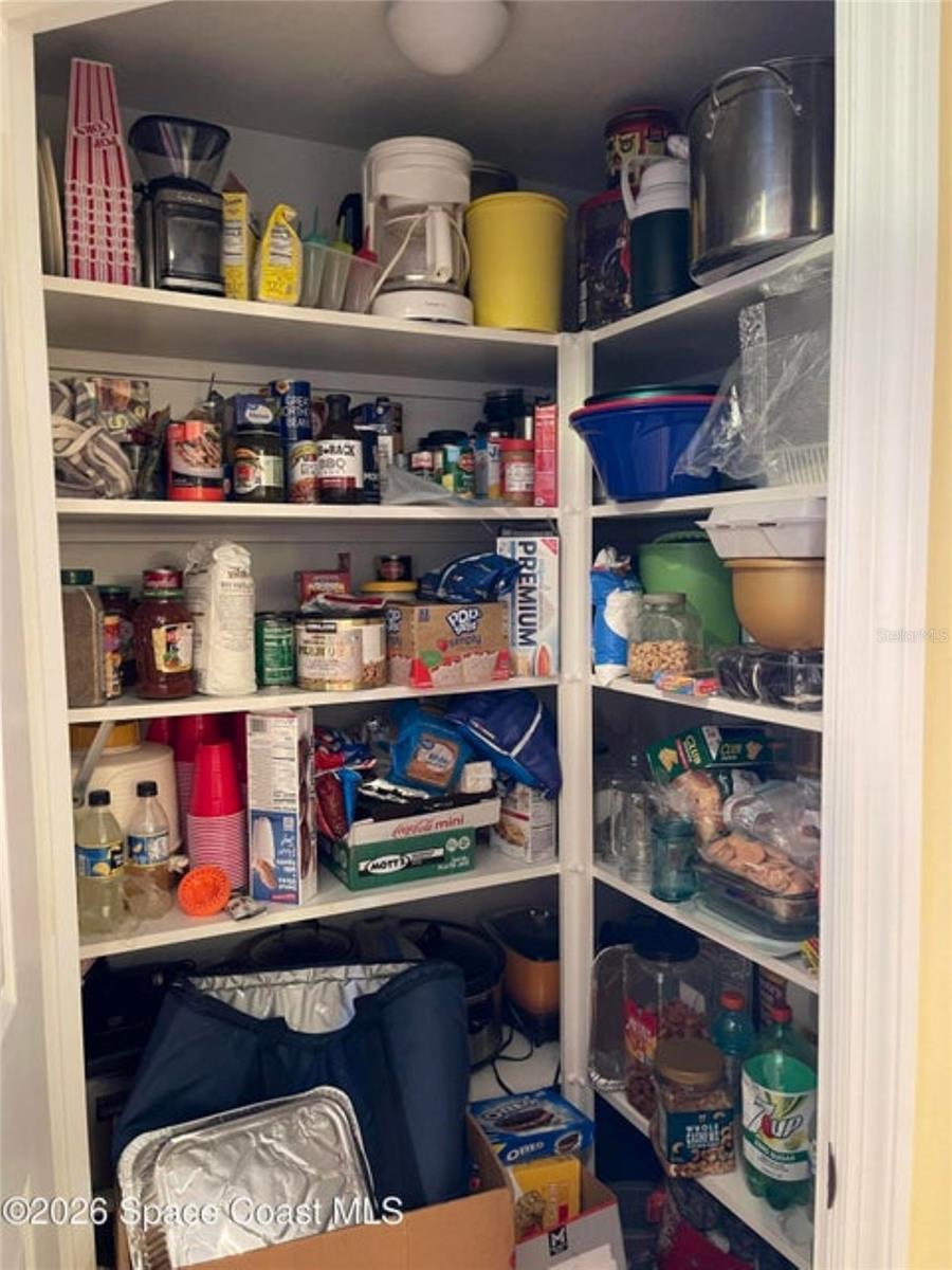 Image 21 of 38 For 7 Indian River Avenue 1006