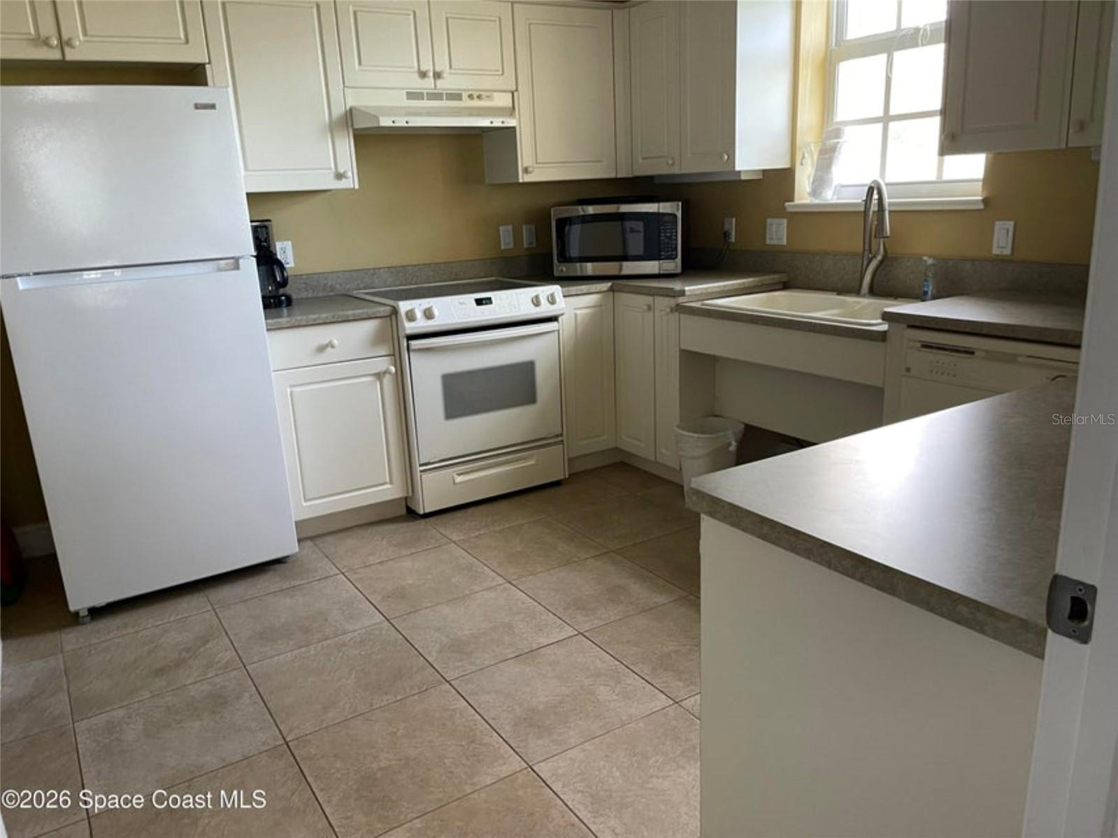 Image 38 of 38 For 7 Indian River Avenue 1006