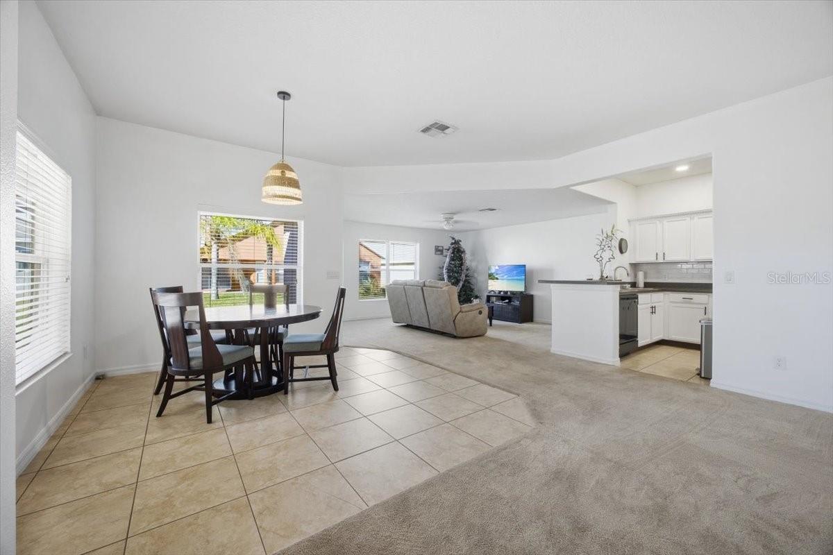 Image 10 of 27 For 1911 Commander Way