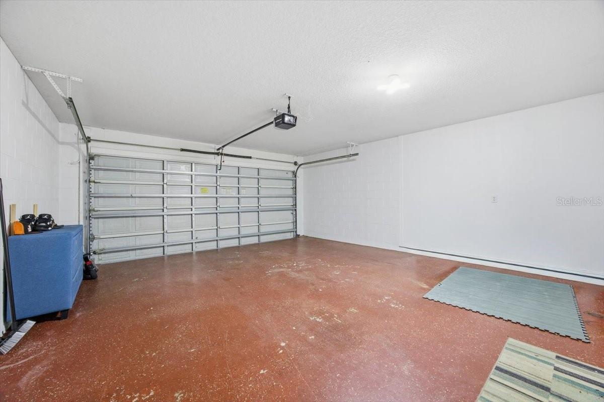 Image 19 of 27 For 1911 Commander Way