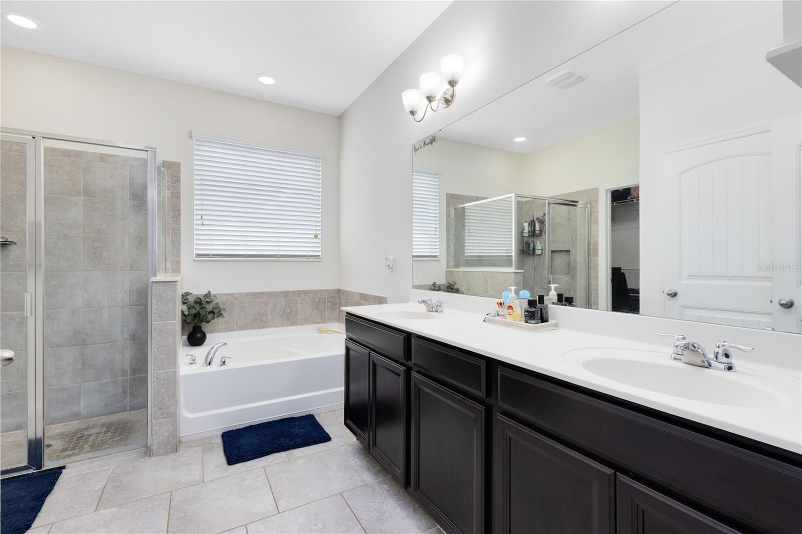 Image 11 of 27 For 2307 Beacon Landing Circle