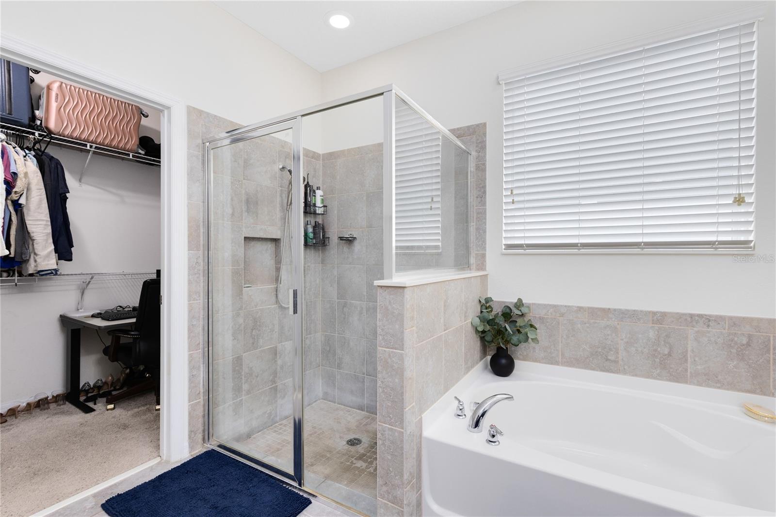 Image 12 of 27 For 2307 Beacon Landing Circle