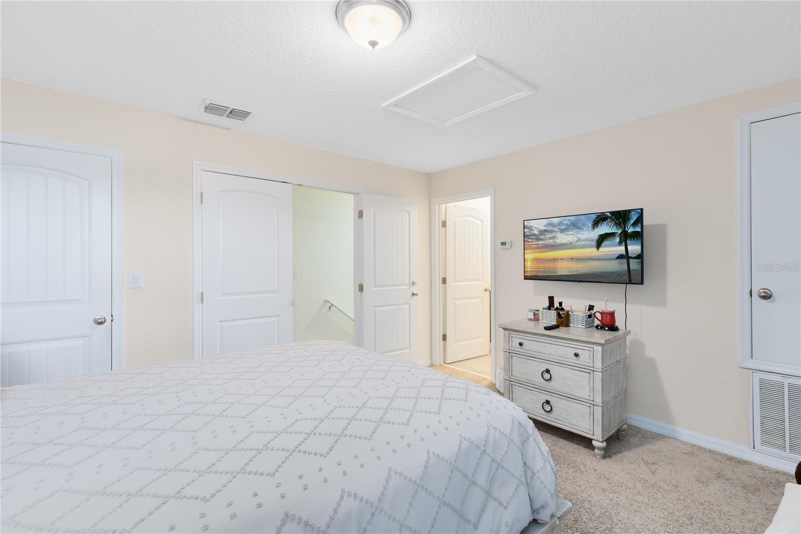 Image 19 of 27 For 2307 Beacon Landing Circle