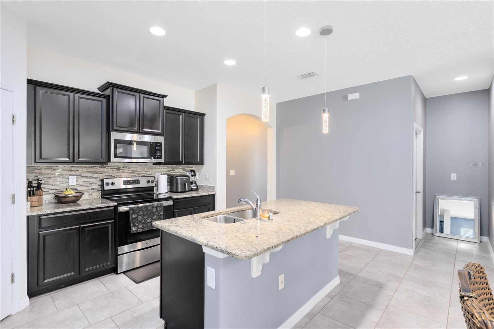 Image 4 of 27 For 2307 Beacon Landing Circle