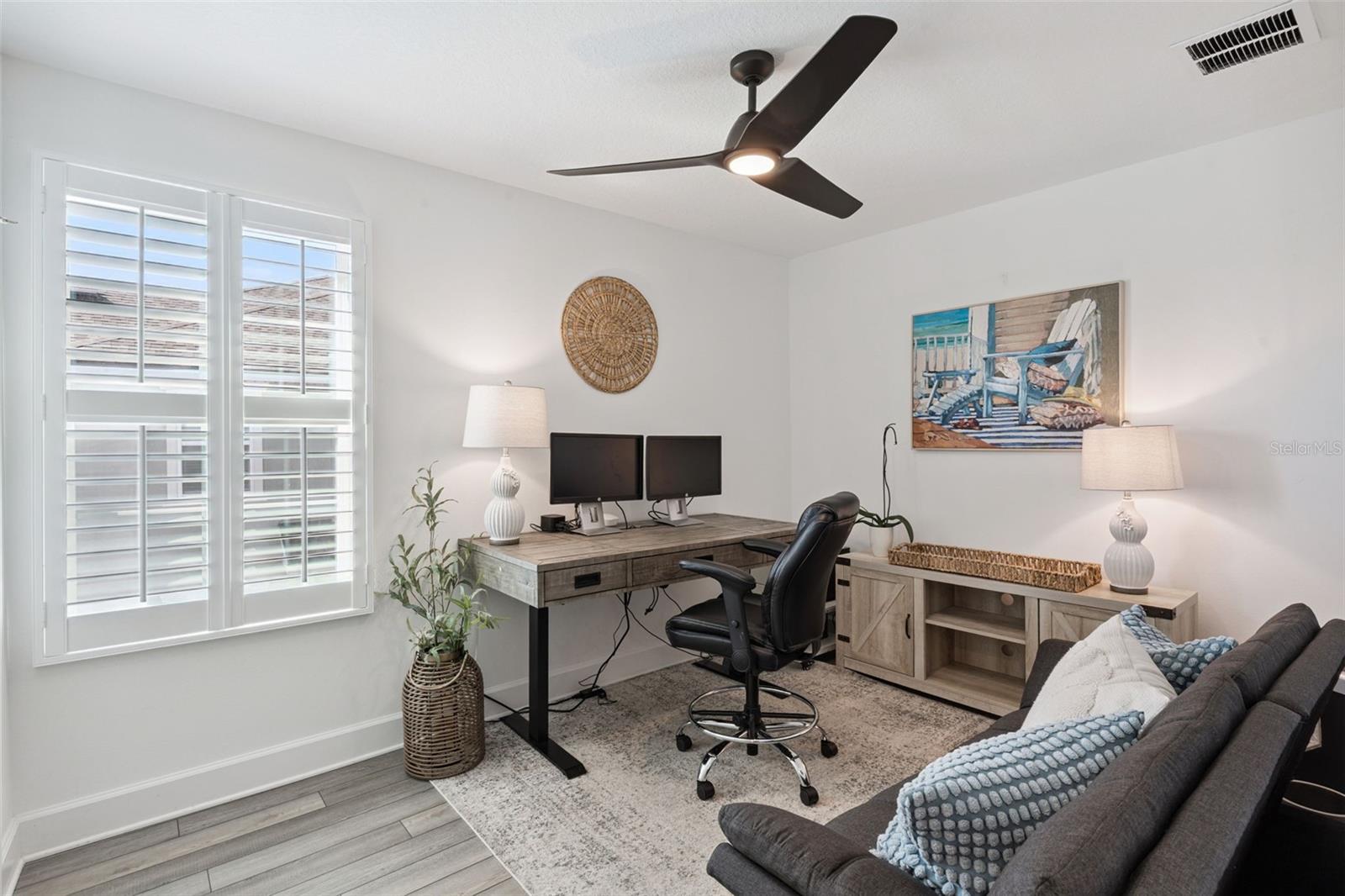 Image 11 of 20 For 1064 Spring Palms Loop