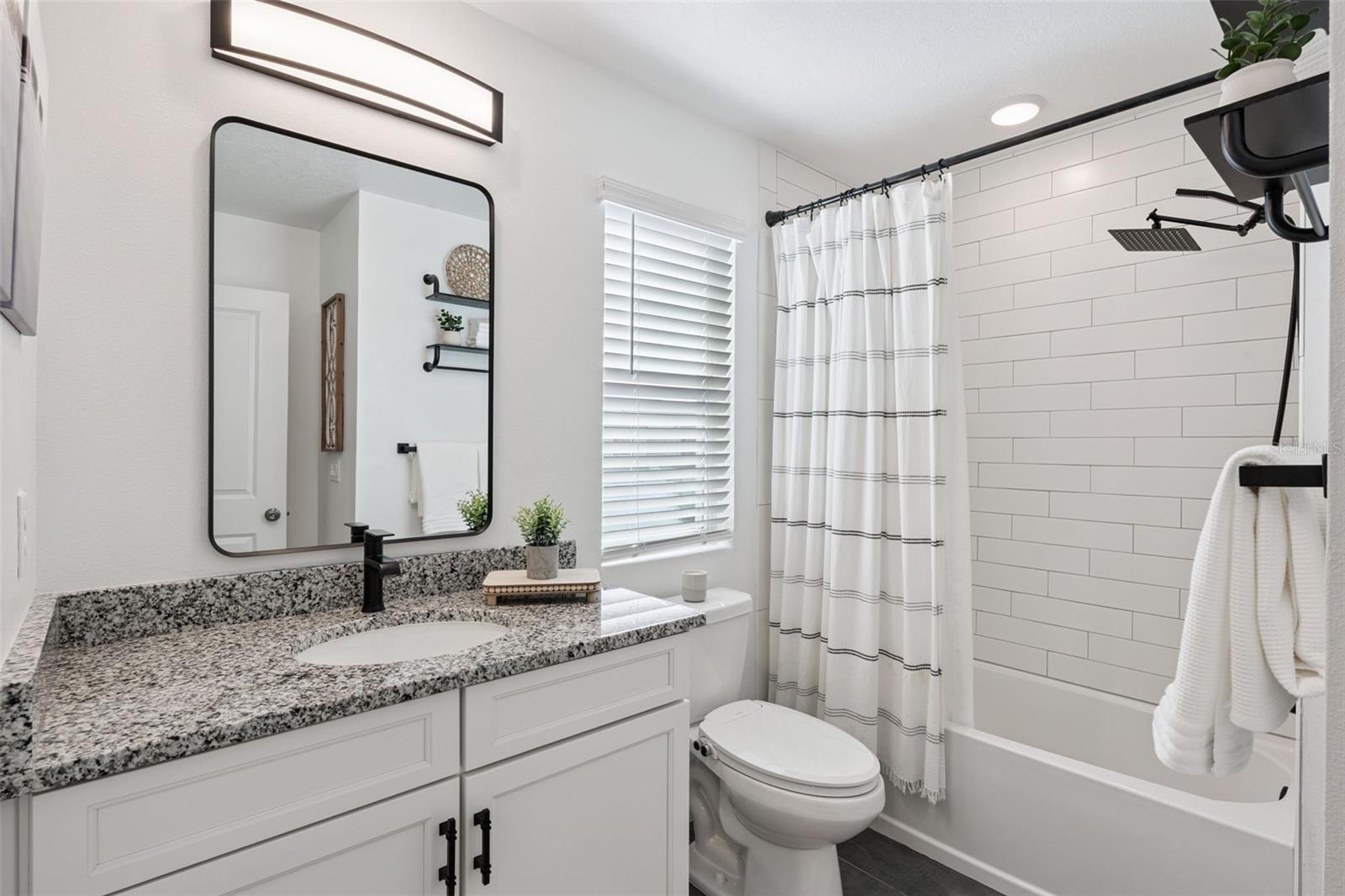 Image 13 of 20 For 1064 Spring Palms Loop