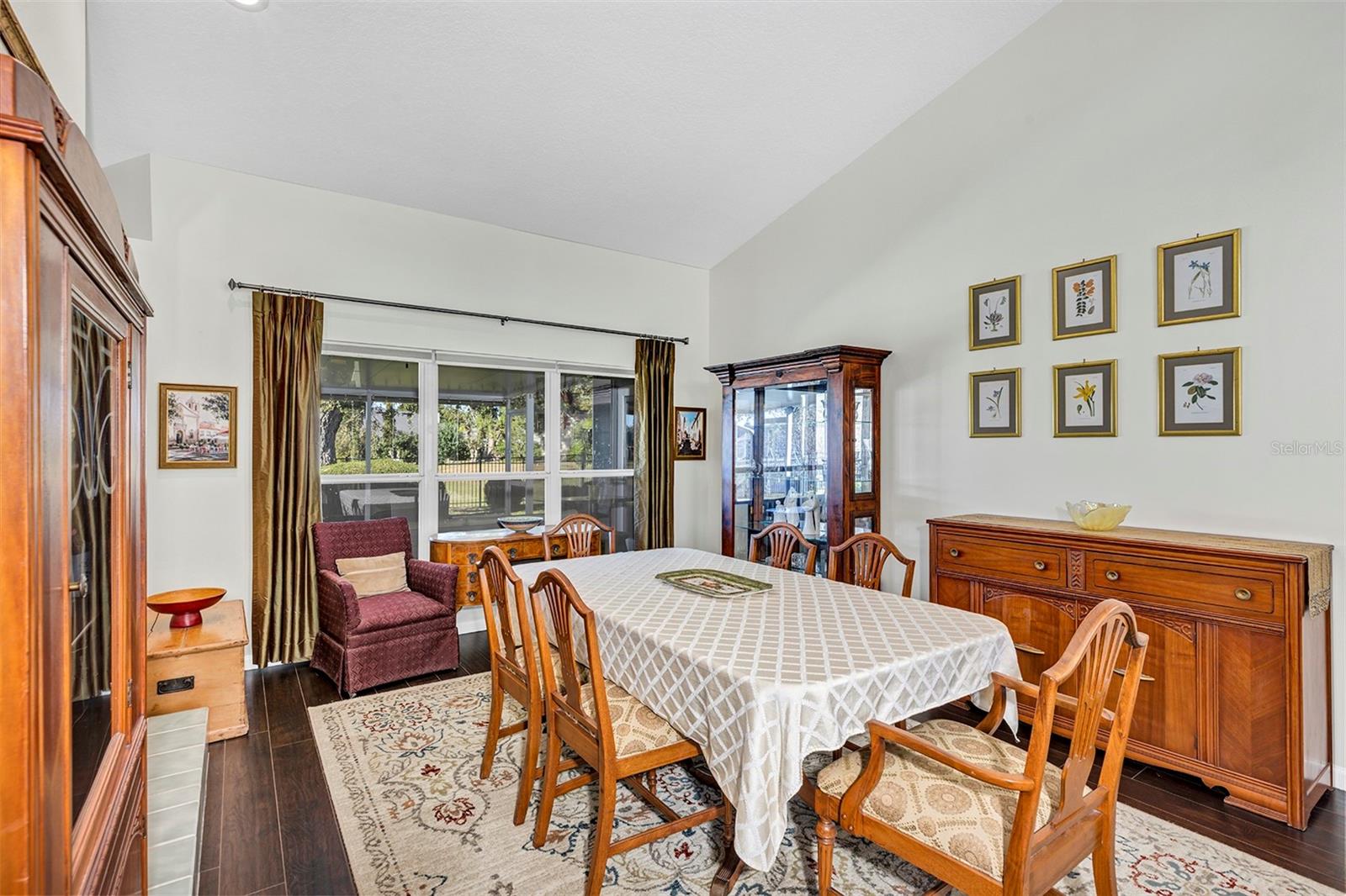 Image 13 of 47 For 4831 Charowen Drive