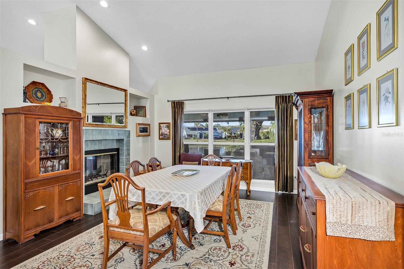 Image 14 of 47 For 4831 Charowen Drive