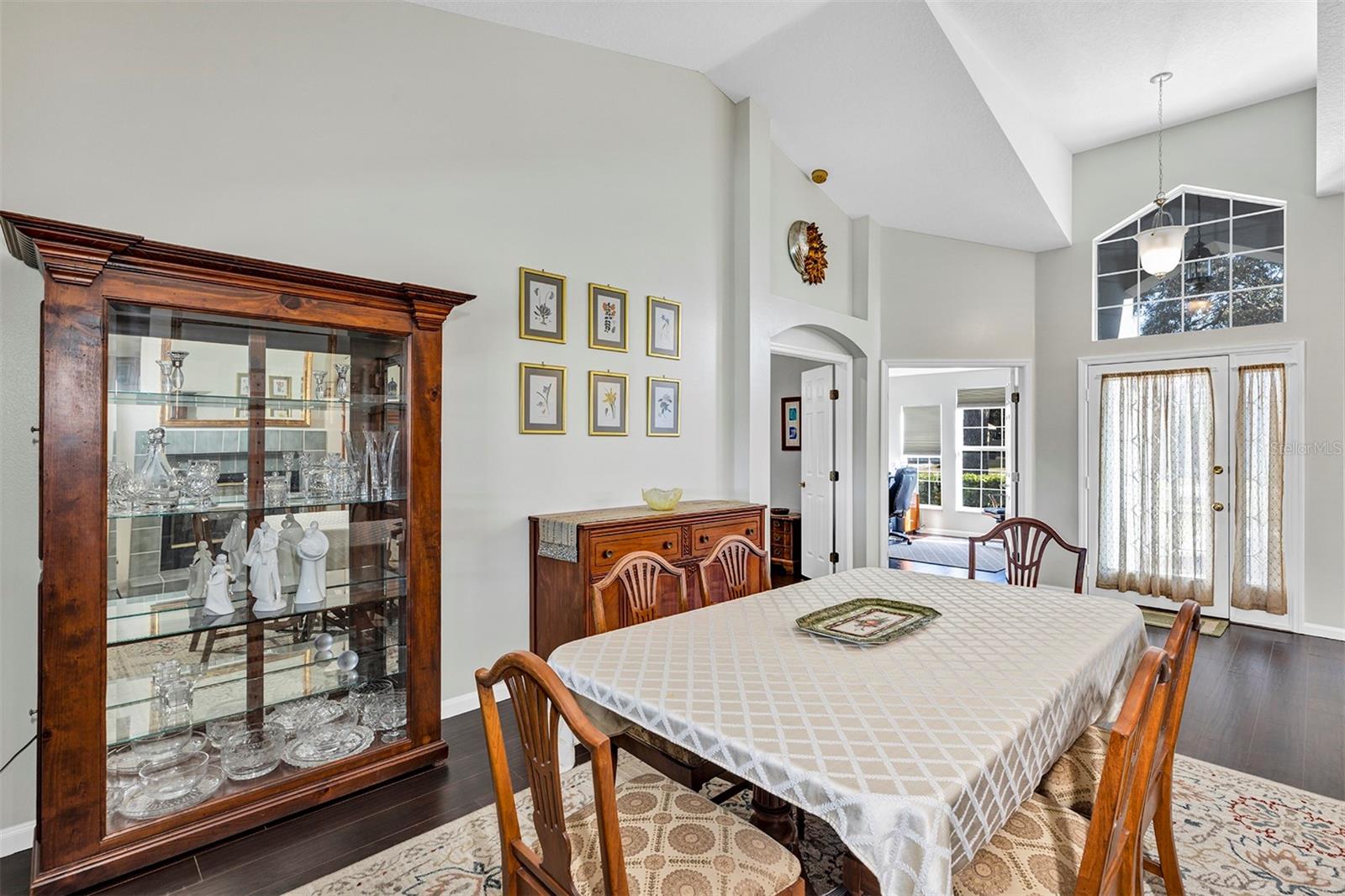 Image 15 of 47 For 4831 Charowen Drive