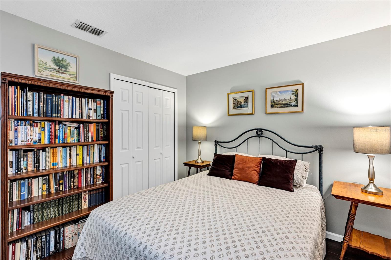 Image 32 of 47 For 4831 Charowen Drive