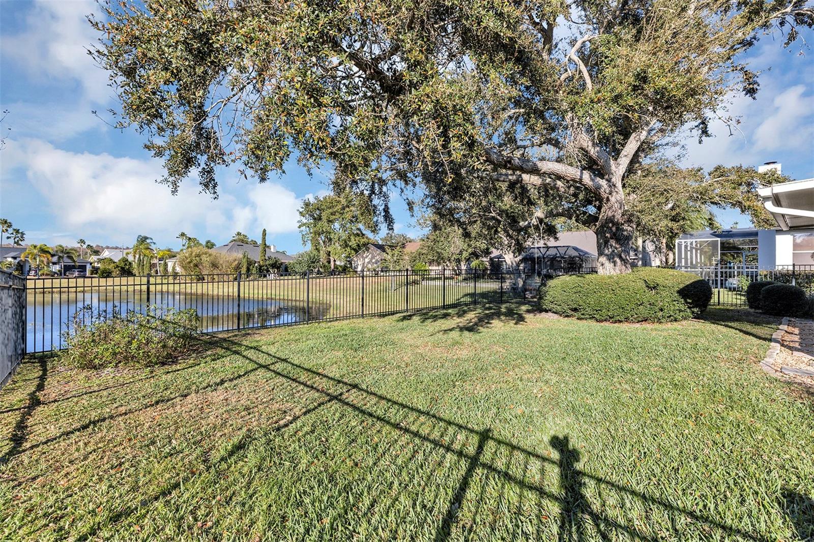 Image 38 of 47 For 4831 Charowen Drive