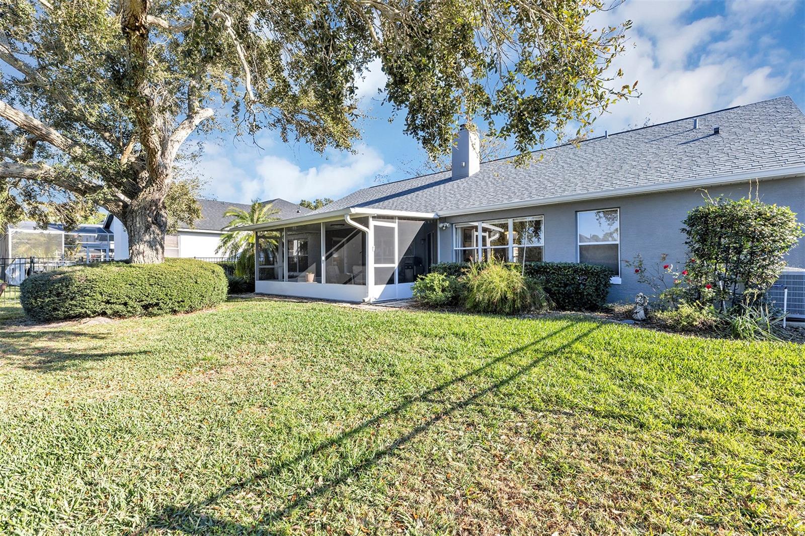 Image 39 of 47 For 4831 Charowen Drive