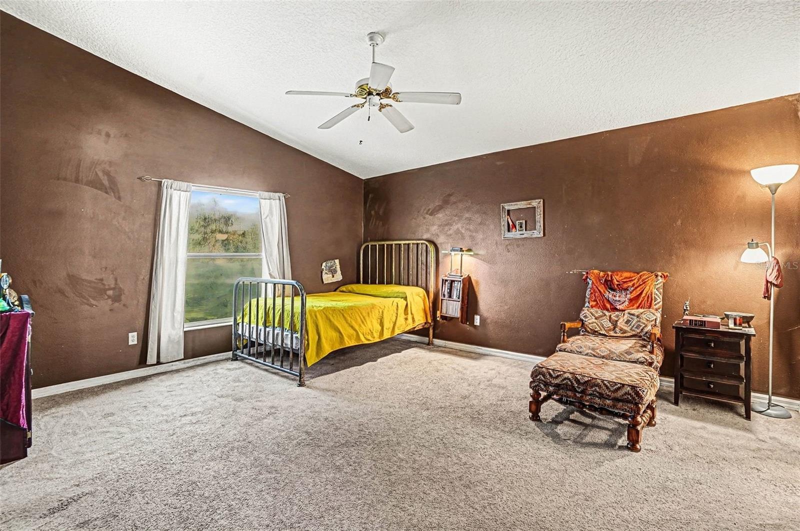 Image 6 of 17 For 10258 Joanies Run