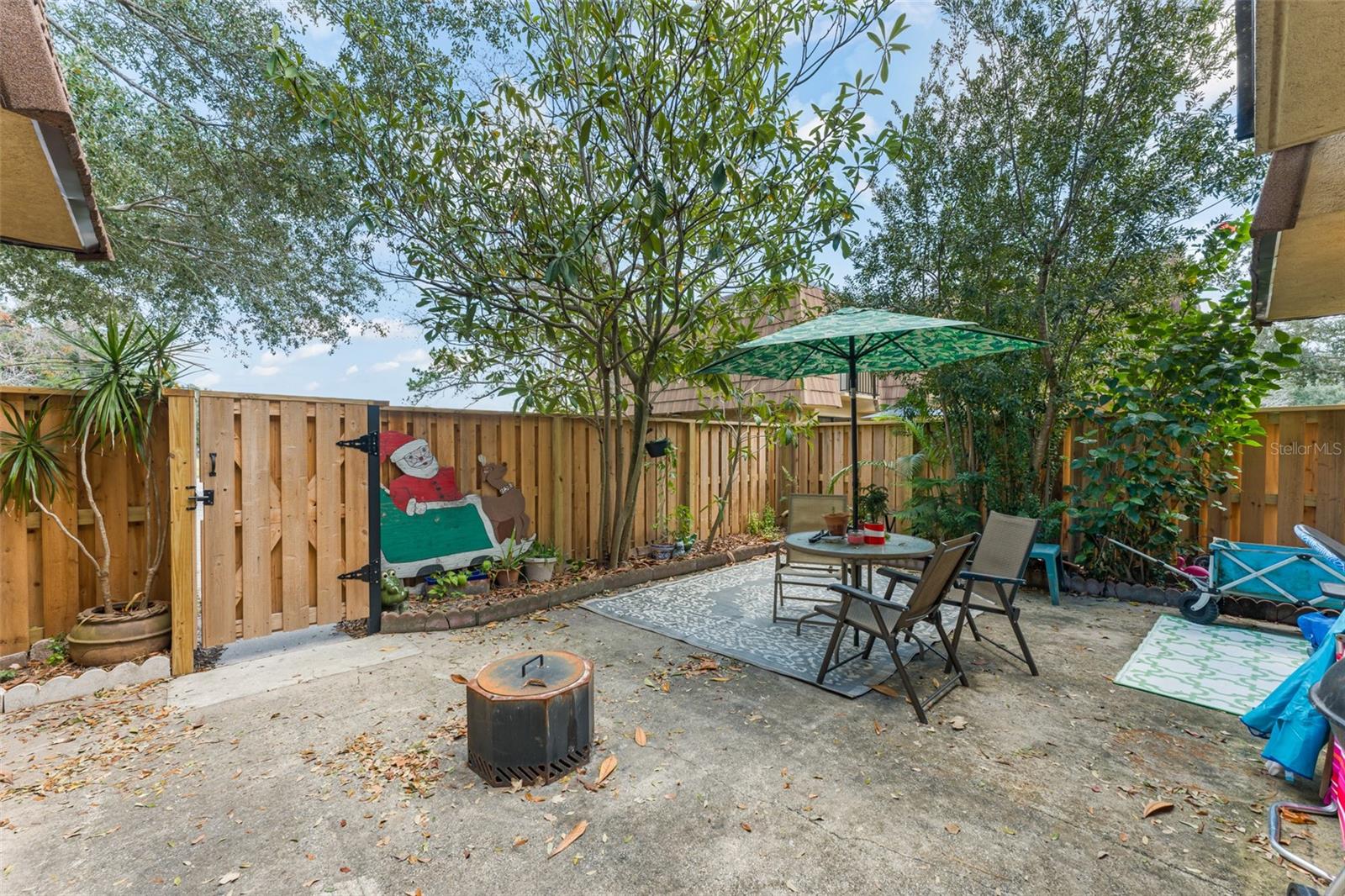 Image 2 of 25 For 5302 Bamboo Court 447