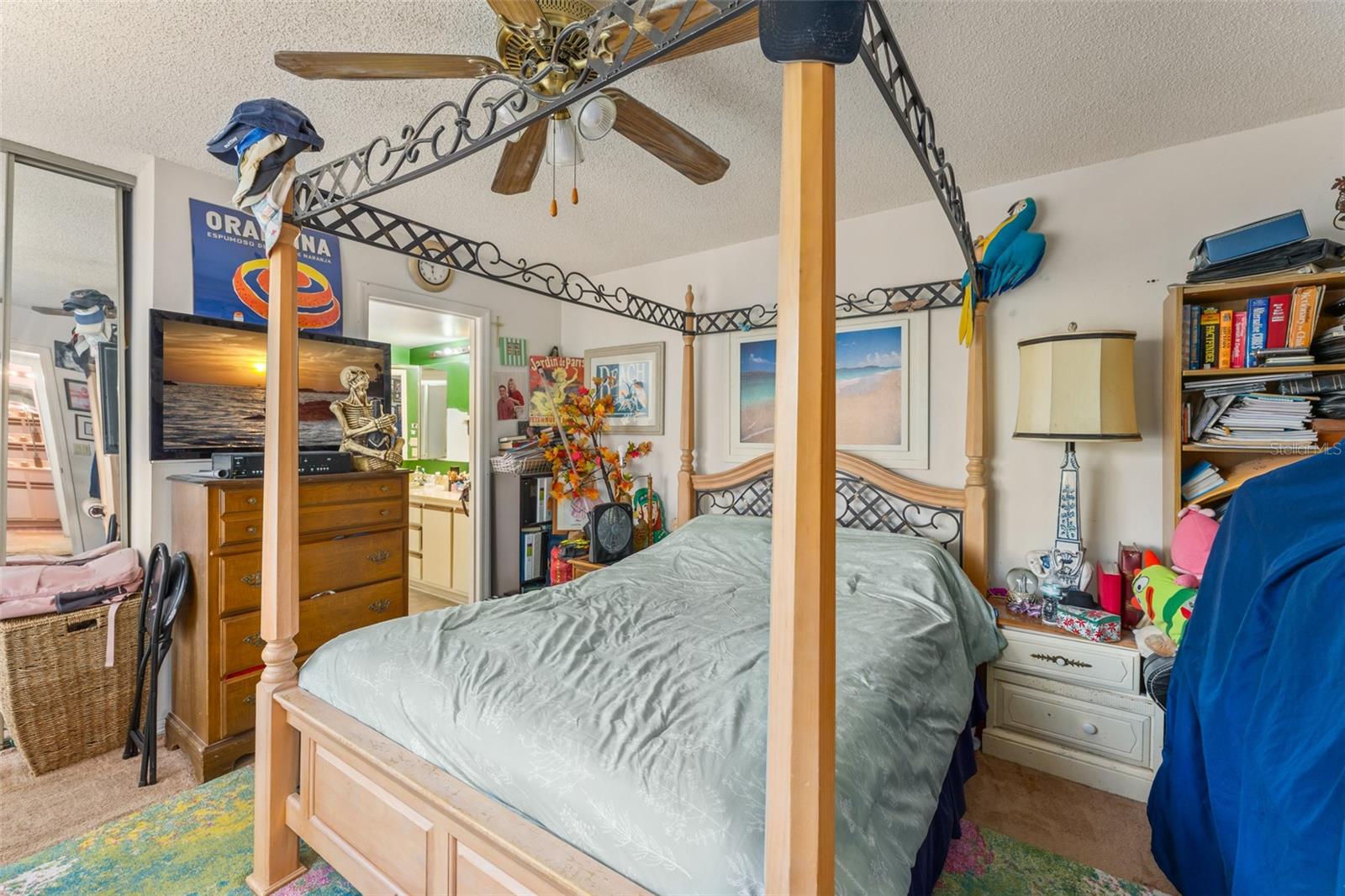 Image 21 of 25 For 5302 Bamboo Court 447