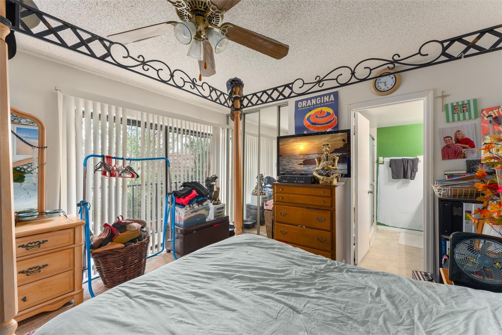 Image 22 of 25 For 5302 Bamboo Court 447