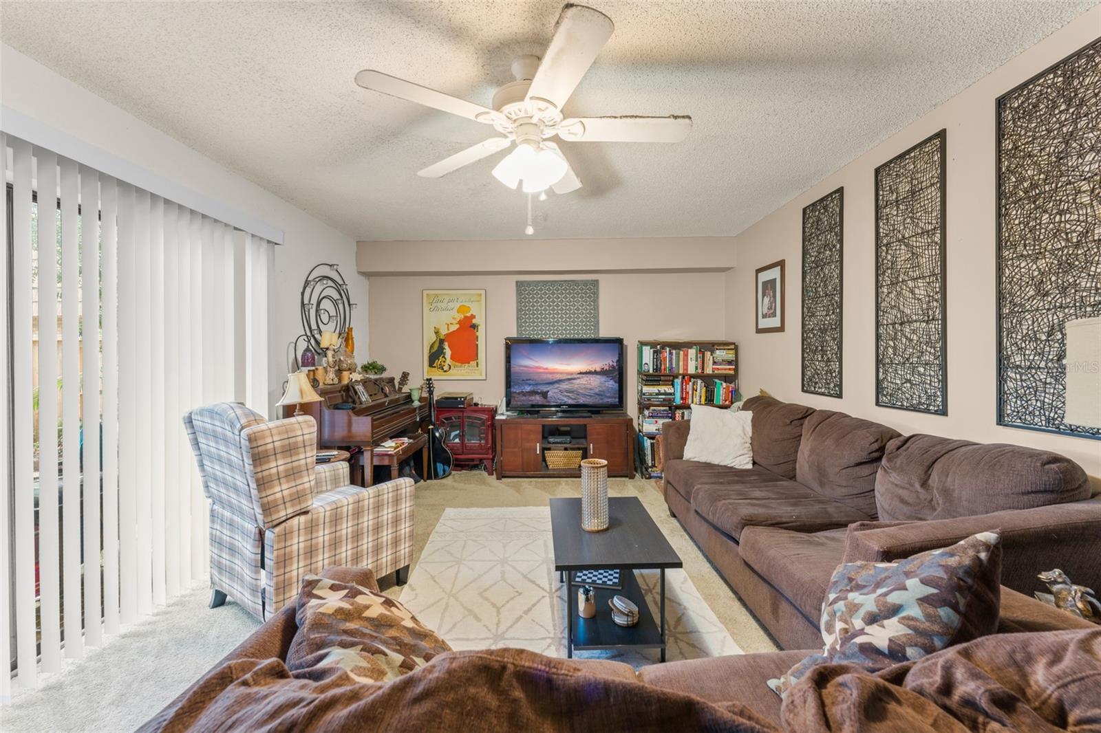 Image 6 of 25 For 5302 Bamboo Court 447