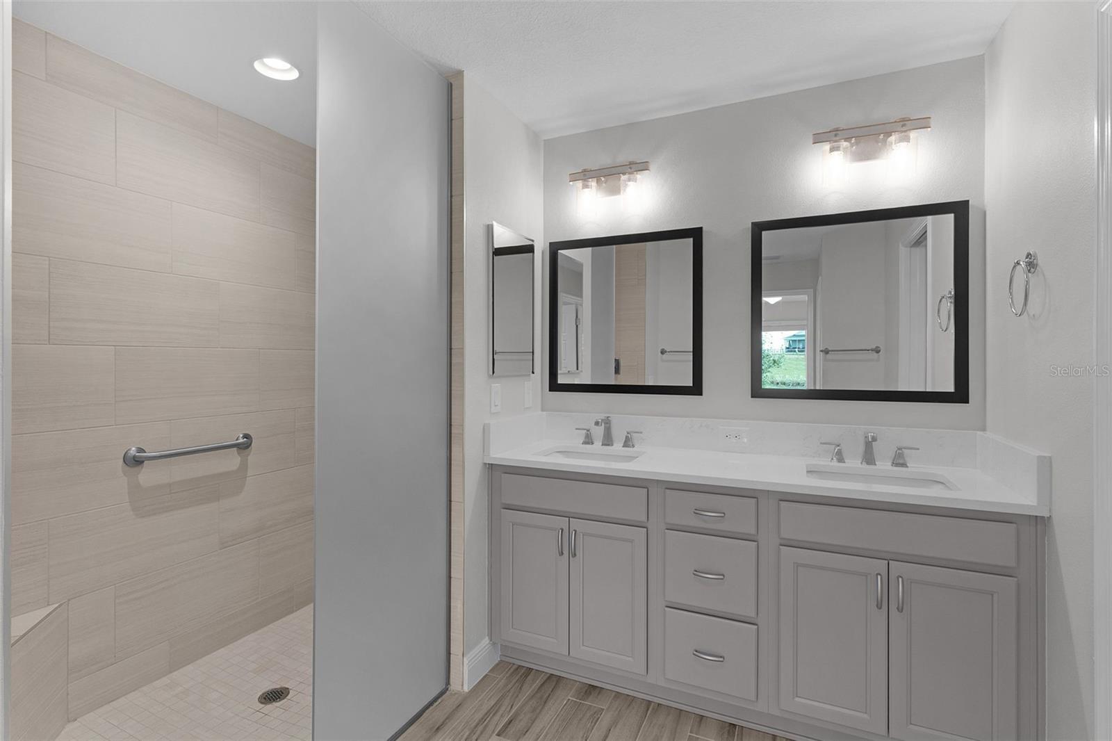 Image 17 of 39 For 6230 Dingman Way