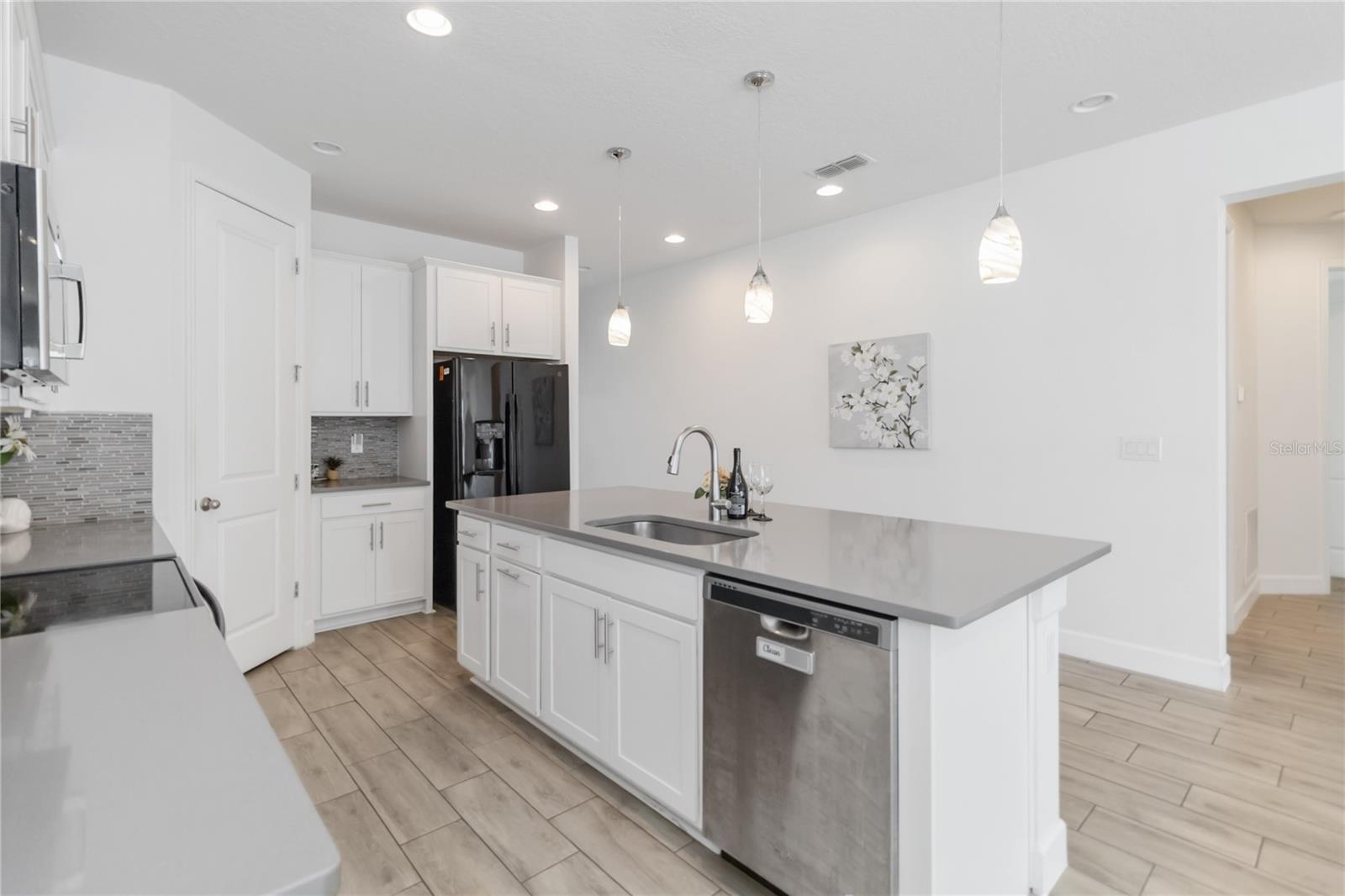 Image 10 of 48 For 375 Buchannan Drive