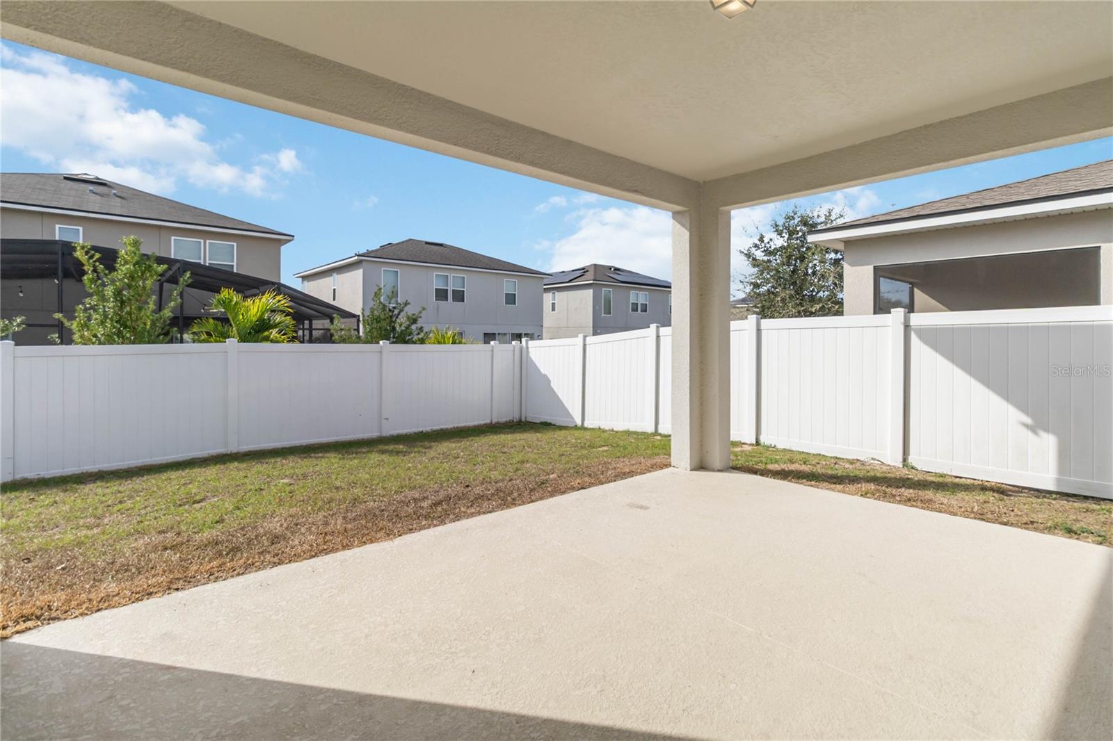 Image 14 of 48 For 375 Buchannan Drive