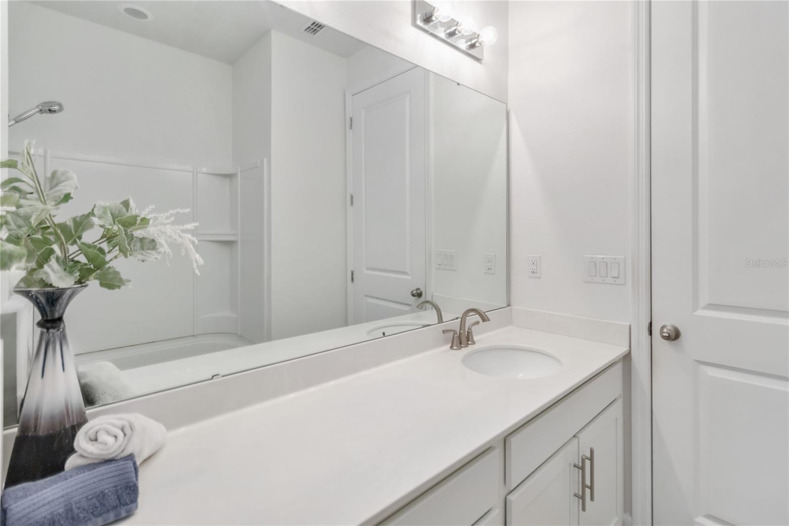 Image 27 of 48 For 375 Buchannan Drive