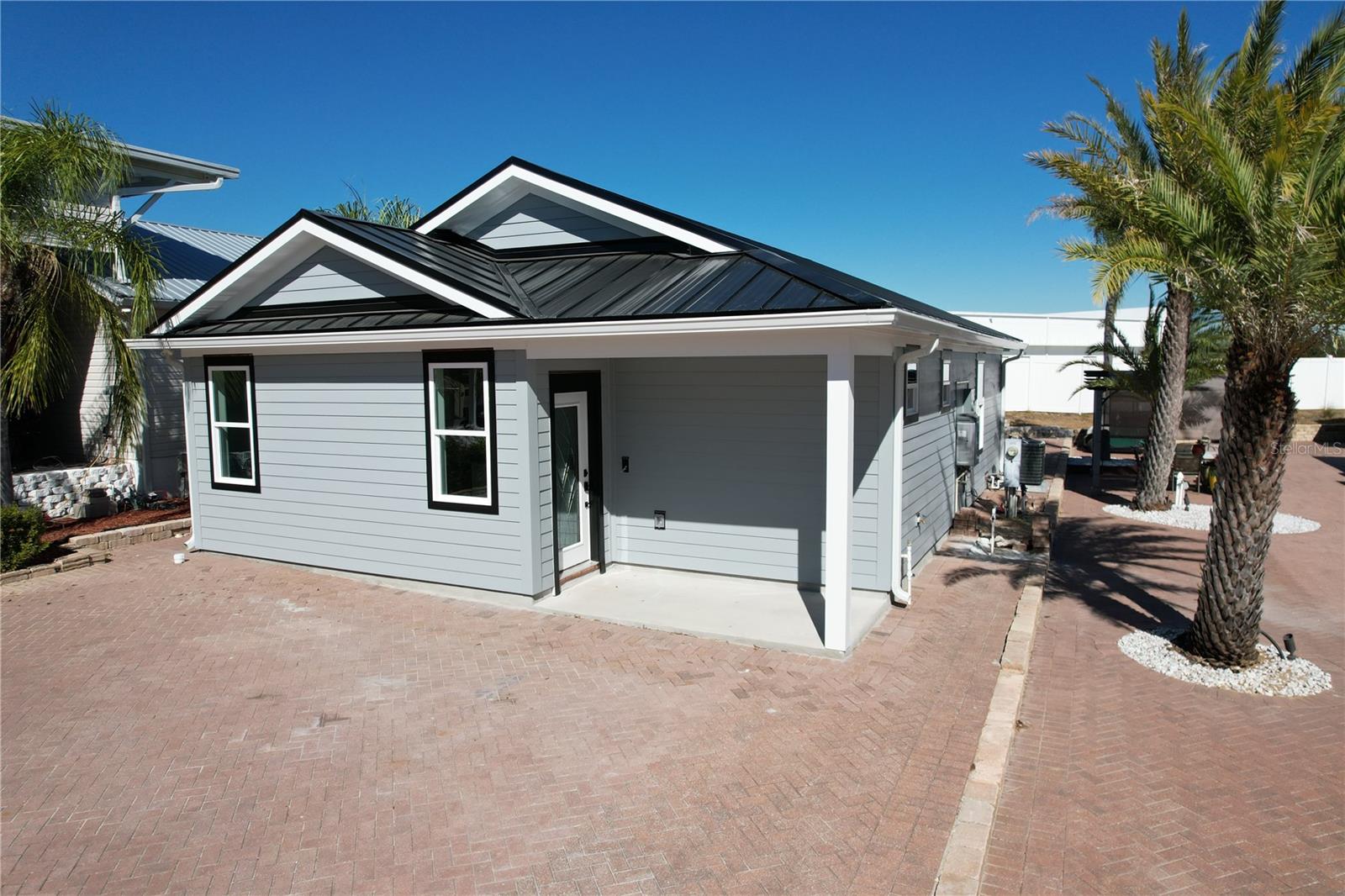 Image 2 of 49 For 2253 St George Drive