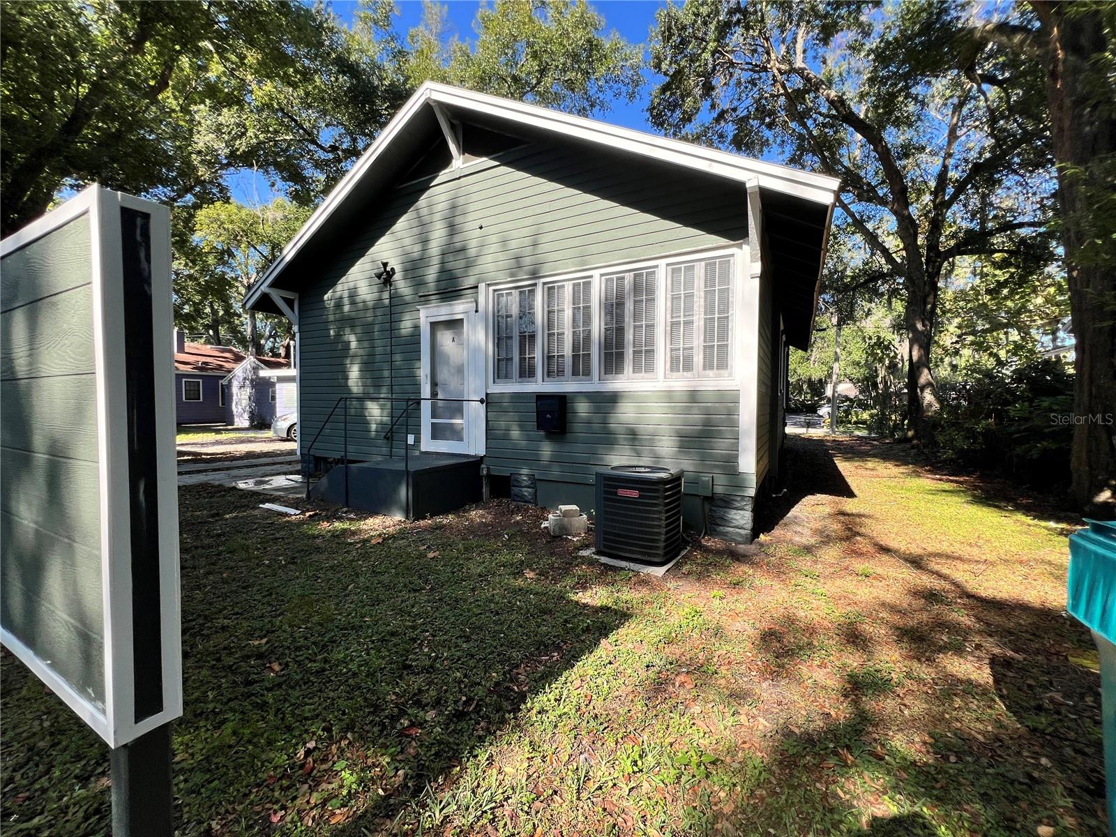 Image 27 of 30 For 412 Briercliff Drive A (front)