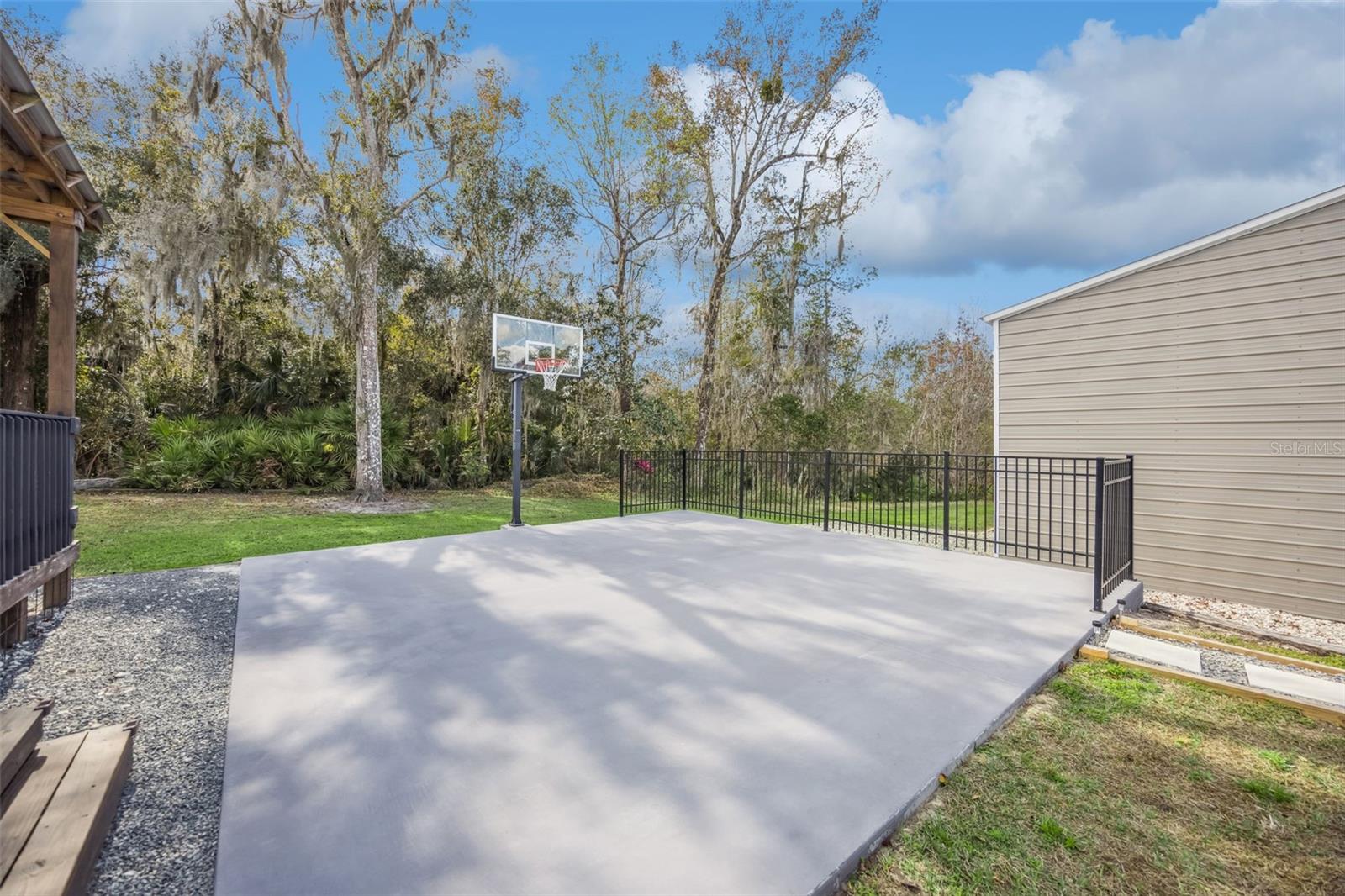 Image 25 of 65 For 323 Mclain Lane