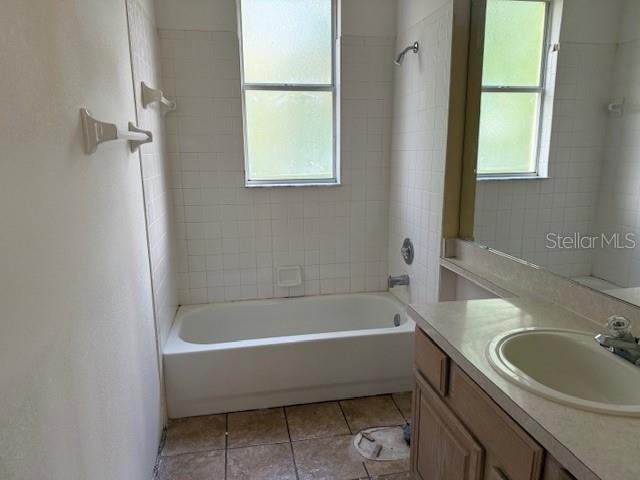 Image 14 of 17 For 329 Boxwood Drive