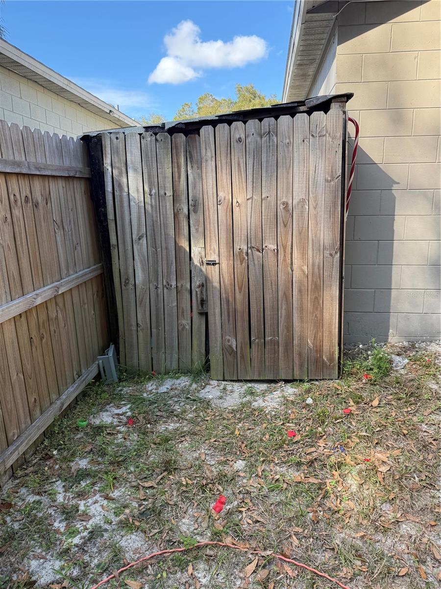 Image 22 of 24 For 300 Heritage Estates Lane