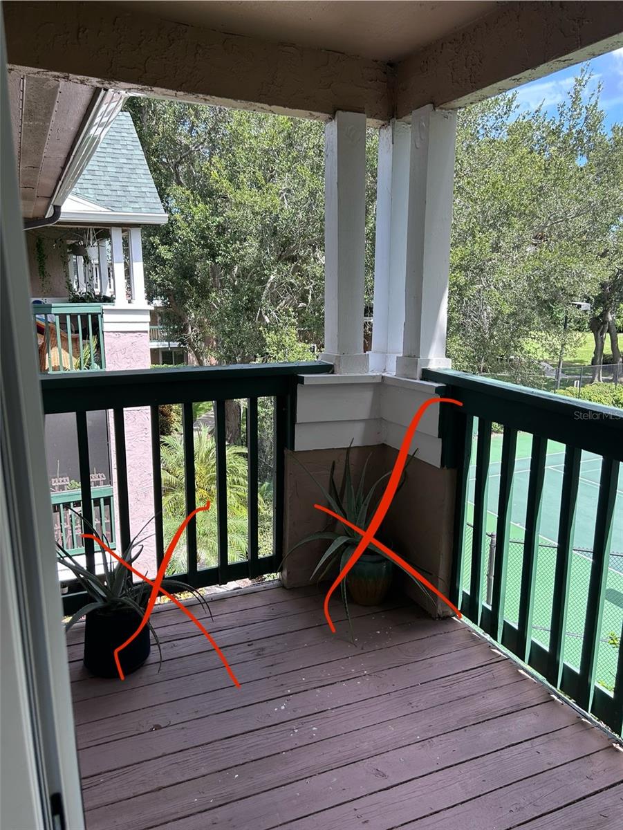 Image 2 of 13 For 7667 Wickham Road 920