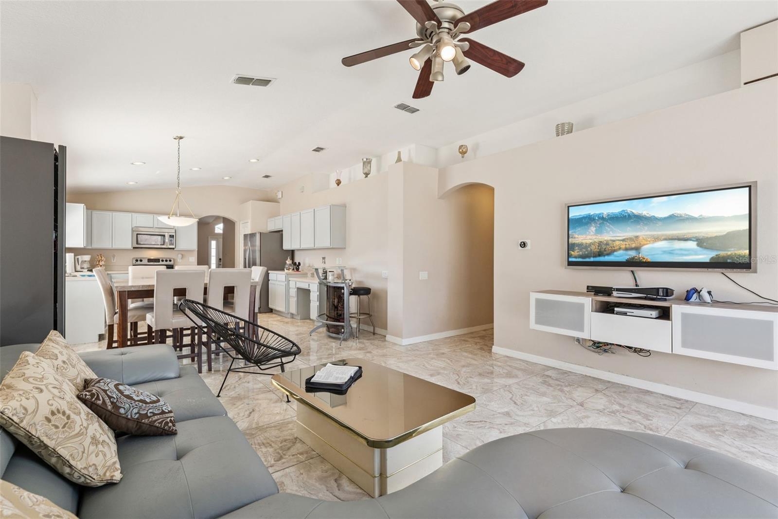 Image 7 of 32 For 11355 Arborside Bend Way