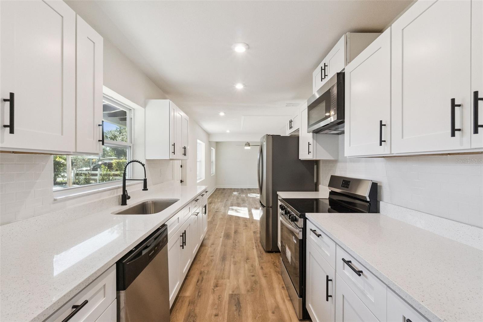 Image 10 of 48 For 5301 Barnett Place