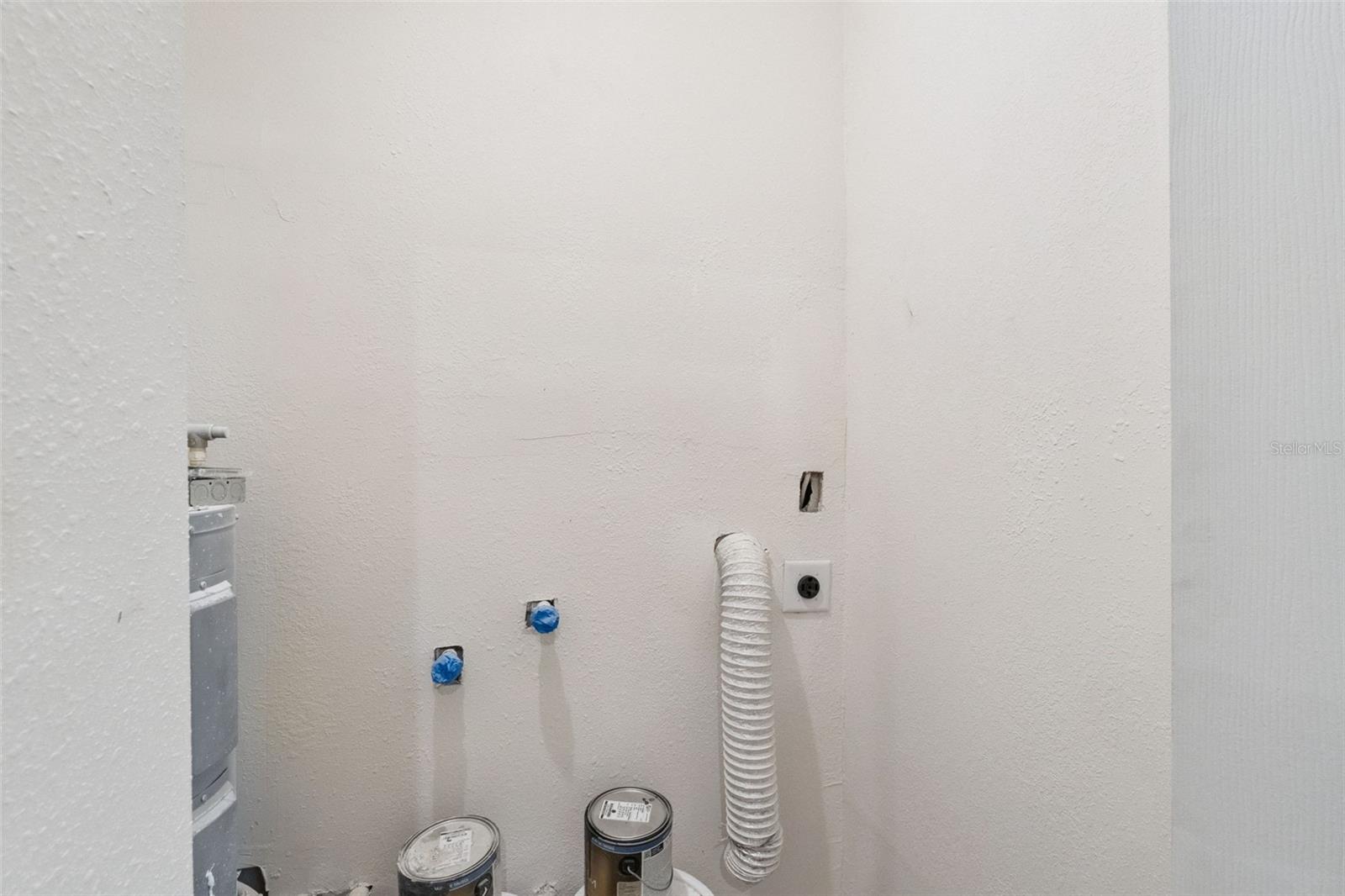 Image 27 of 48 For 5301 Barnett Place