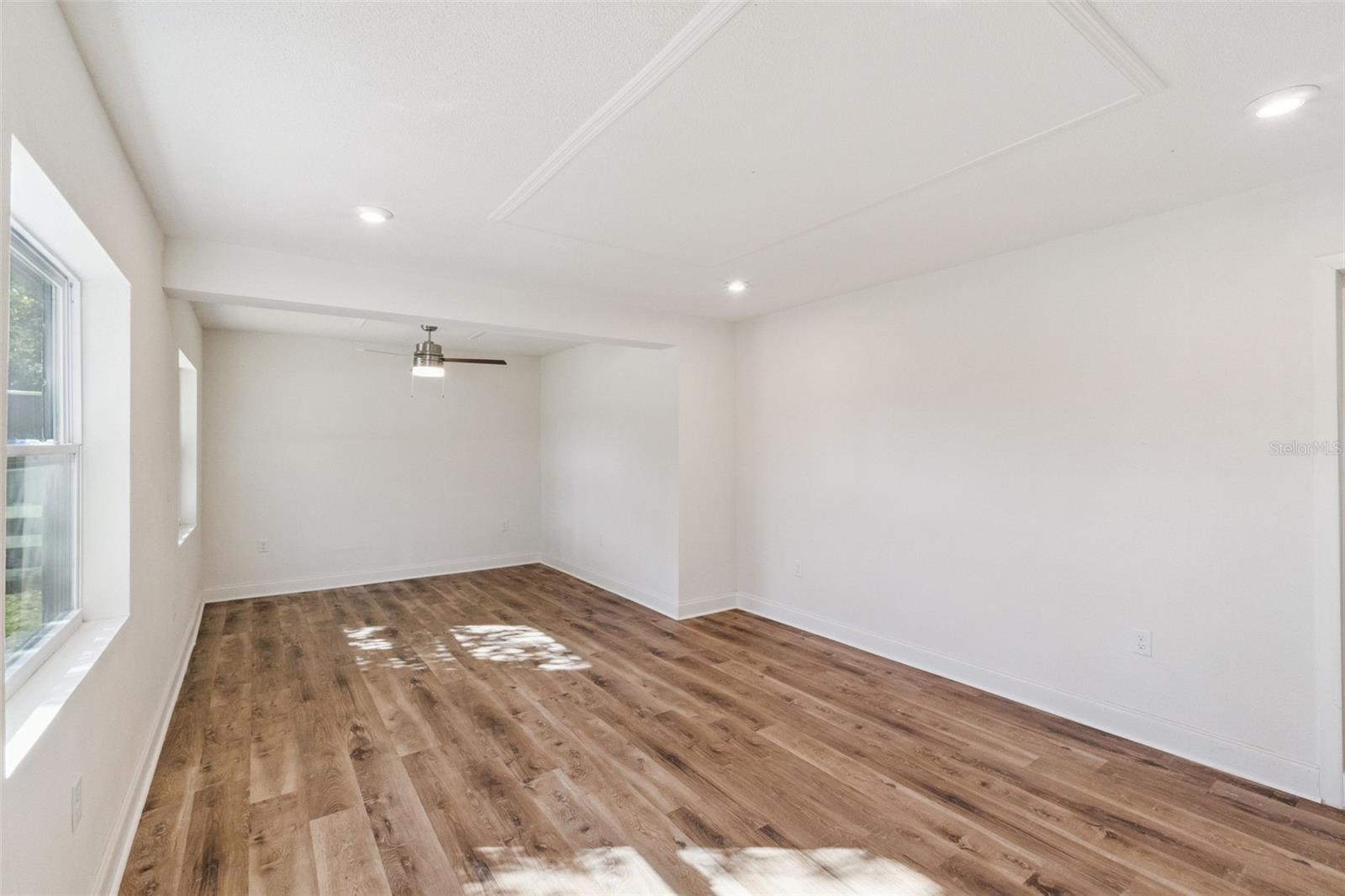 Image 7 of 48 For 5301 Barnett Place