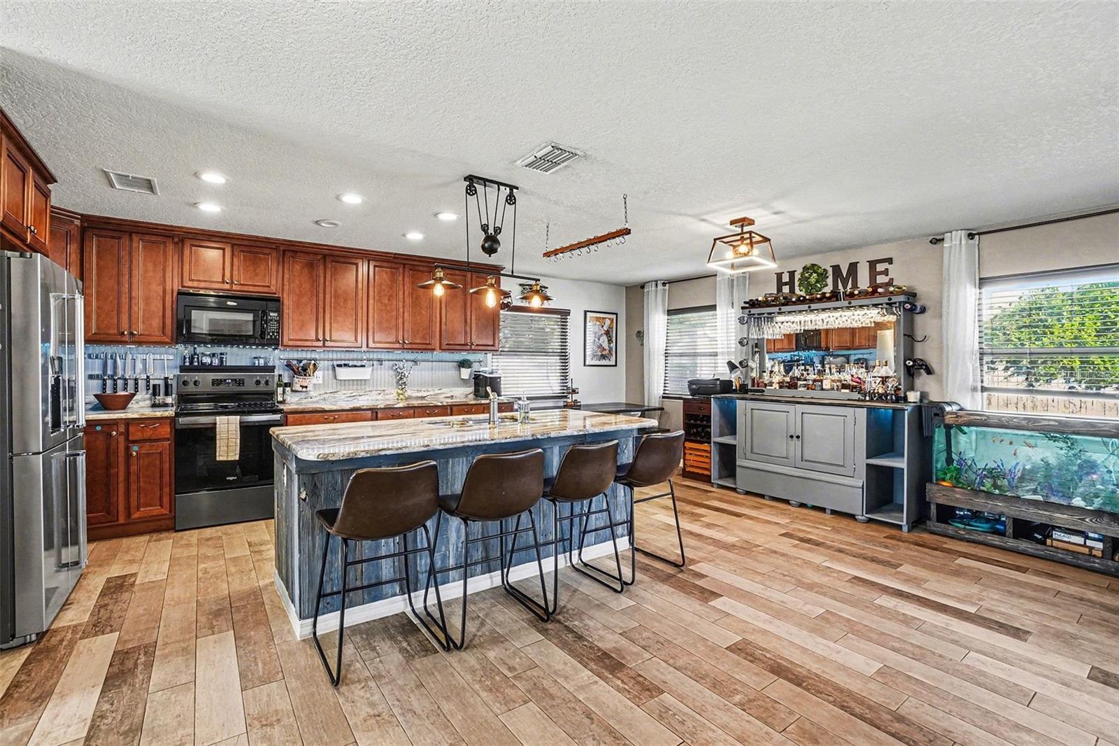 Image 14 of 36 For 2150 Jason Street