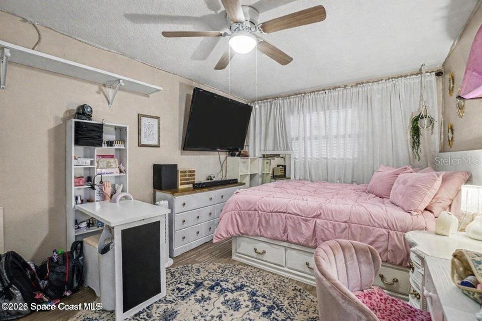 Image 20 of 36 For 2150 Jason Street