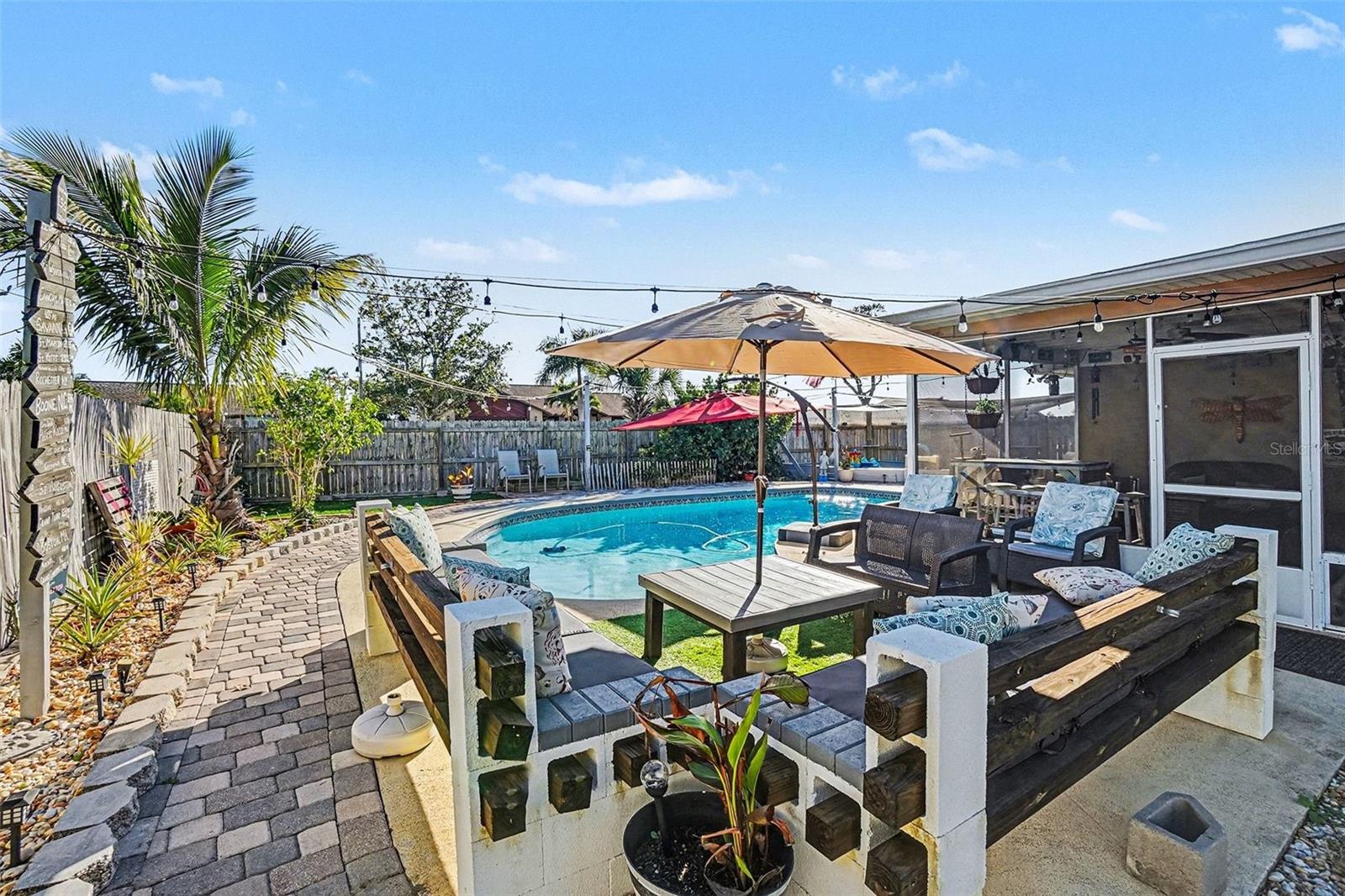 Image 32 of 36 For 2150 Jason Street