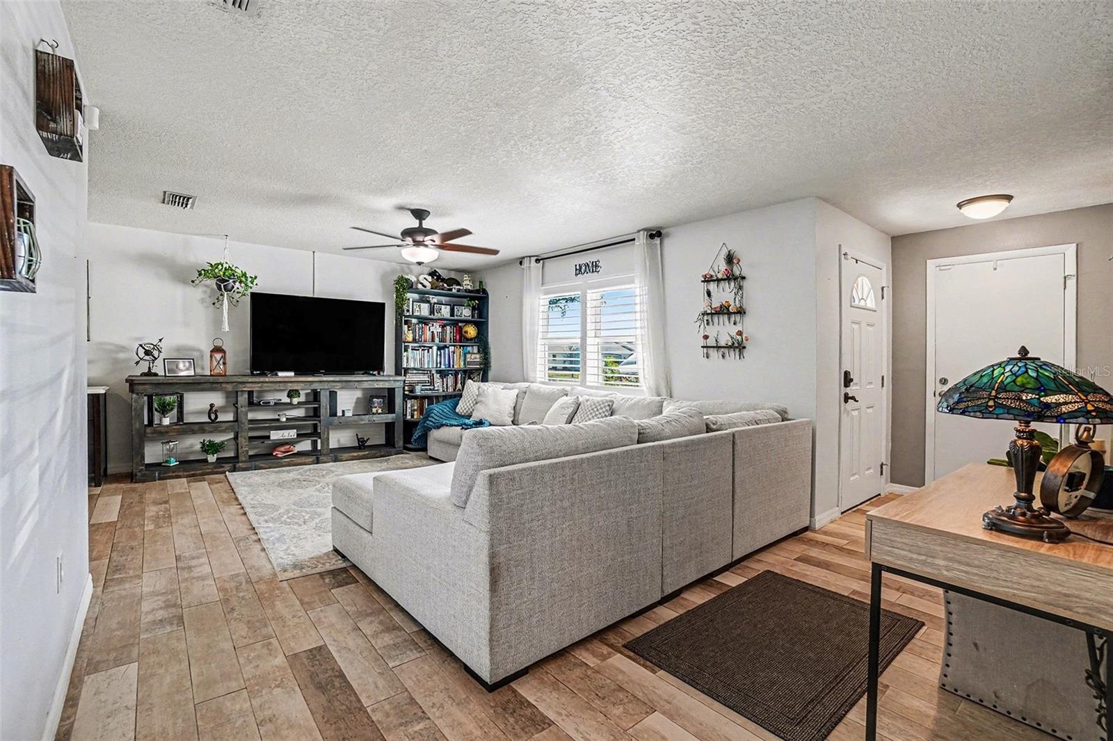 Image 6 of 36 For 2150 Jason Street