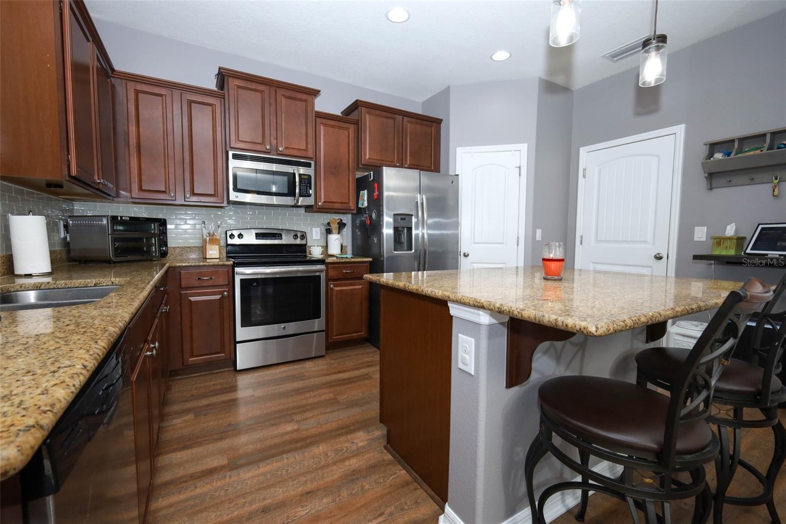 Image 13 of 46 For 4030 Brookshire Circle