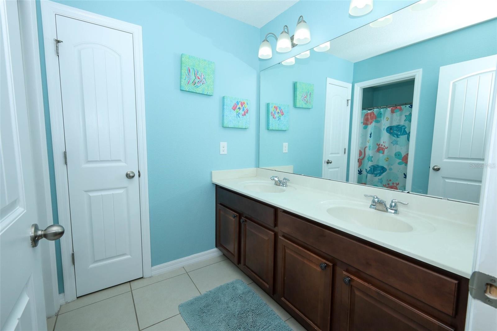 Image 31 of 46 For 4030 Brookshire Circle