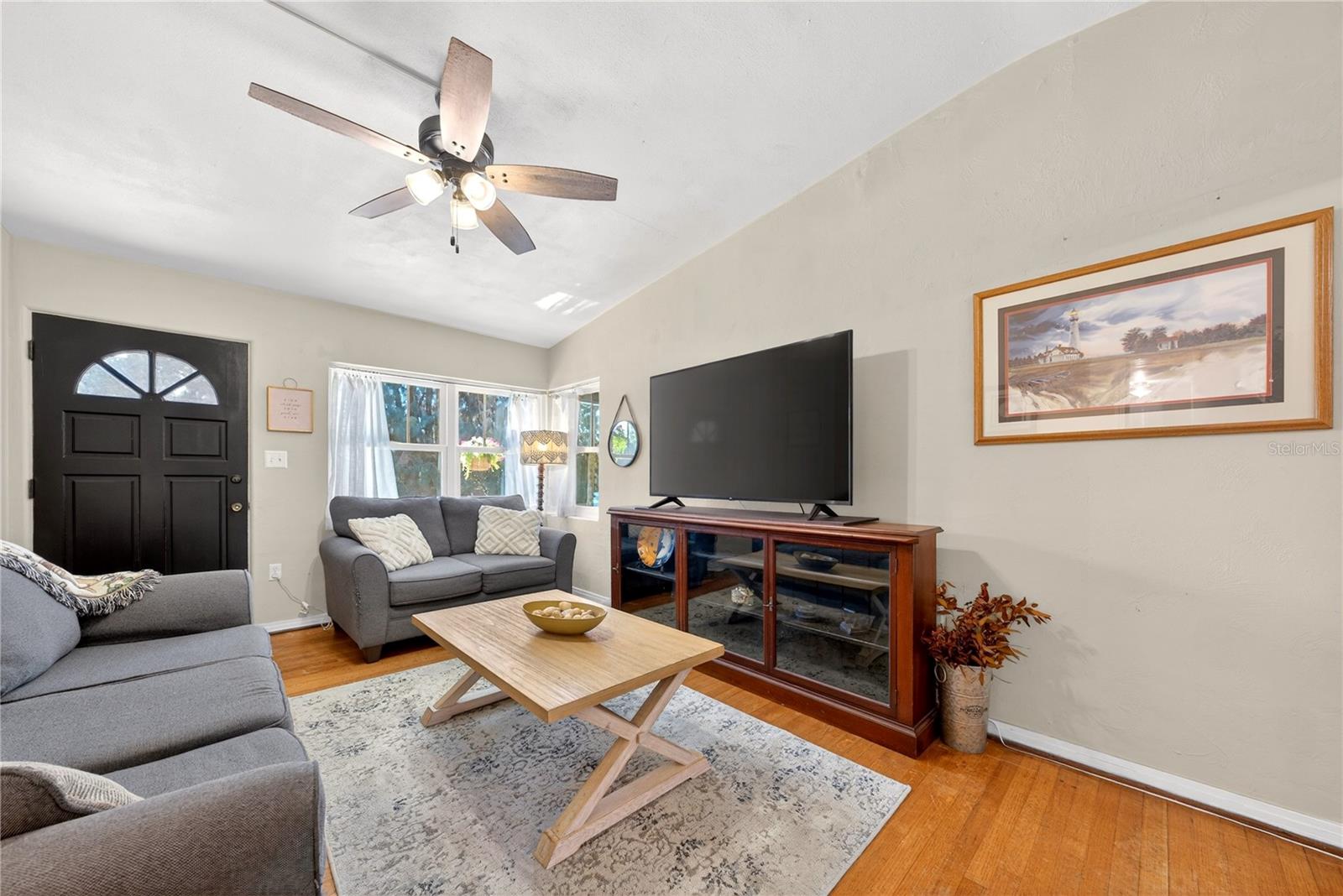 Image 17 of 70 For 2249 Minnesota Avenue